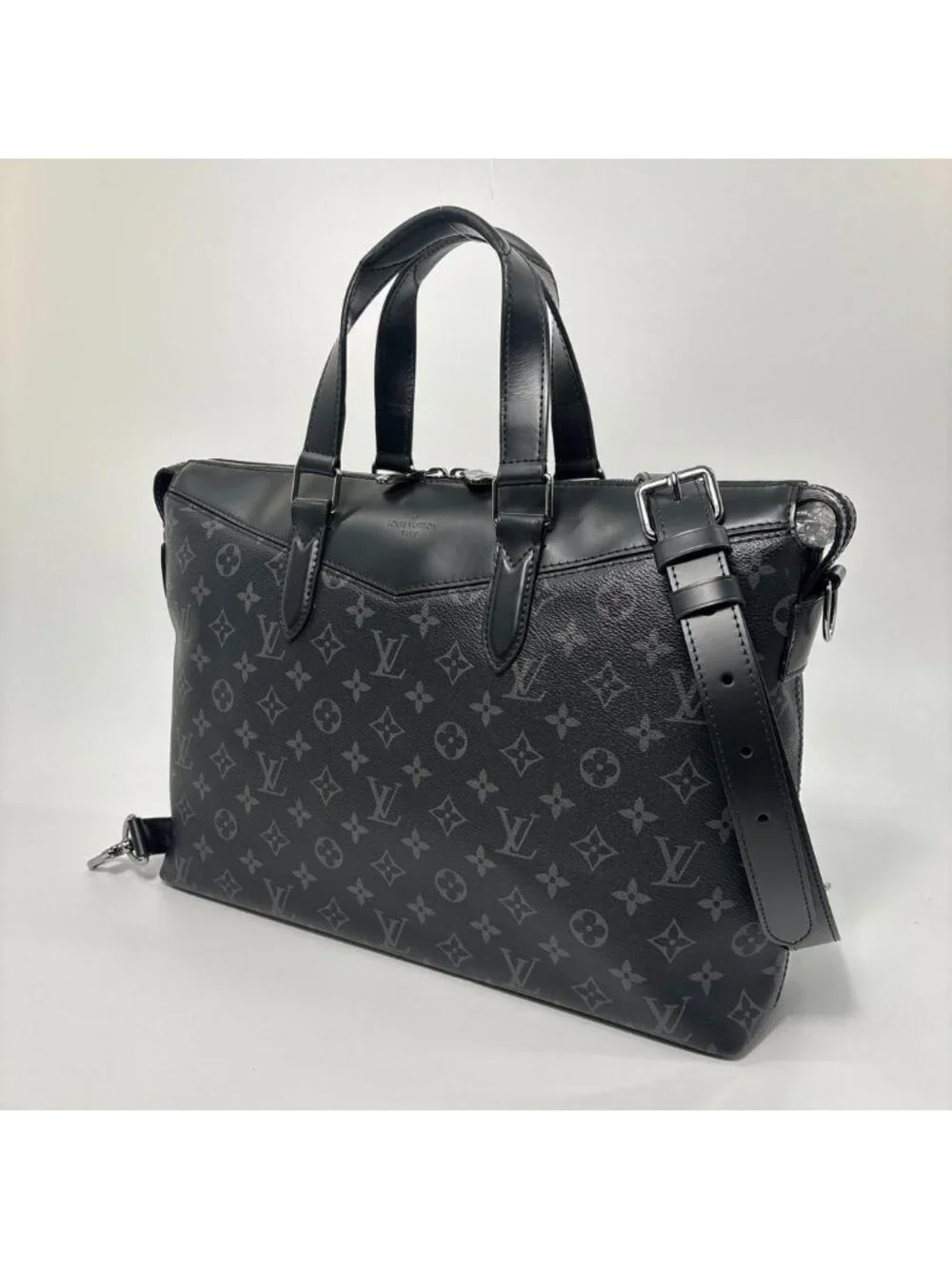 Louis Vuitton Super Explorer Monogram Eclipse Business Bag